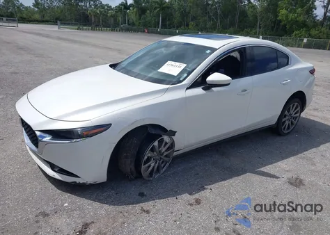 2021 Mazda Mazda3 Premium z USA, uszkodzony, nr VIN JM1BPADL8M1314784